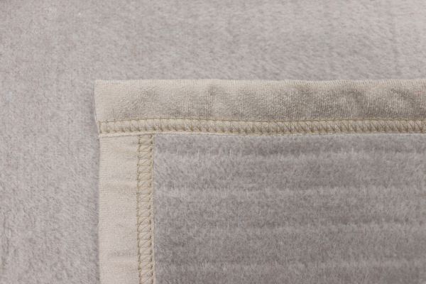 Biederlack Wohn- und Kuscheldecke 'Feel Taupe' 150 x 200 cm Taupe